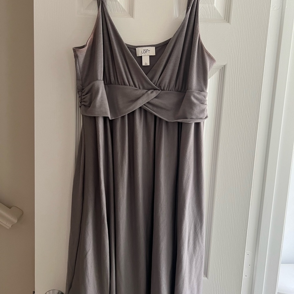 LOFT Gray Sleeveless Dress